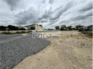 terrain à la location -   77165  SAINT SOUPPLETS, surface 5700 m2 location terrain - UBI429932084